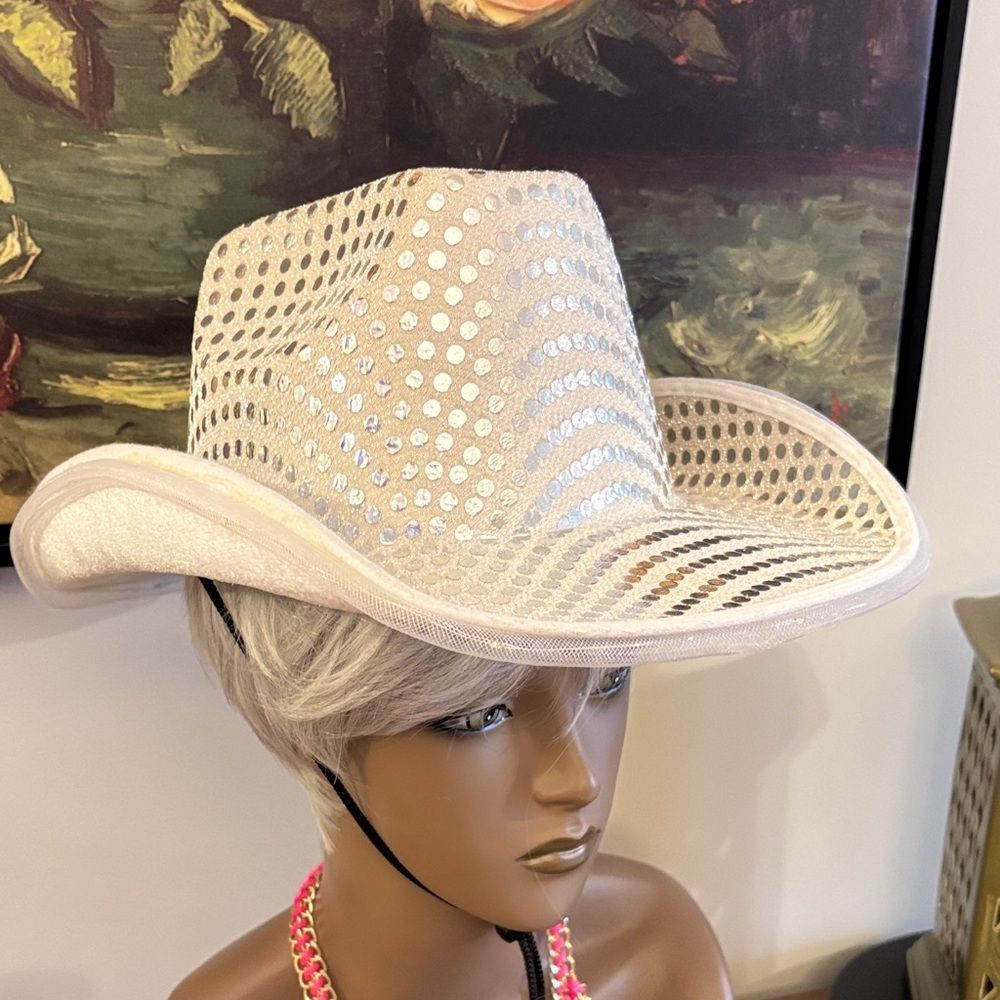Stylish White and Silver Women's Cowboy Hat (lights up with three settings) NWOT